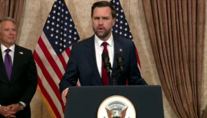 ہم نے ایک حتمی اور بہترین آفر پیش کی، دیکھتے ہیں ایرانی اسے قبول کرتے ہیں یا نہیں: جے ڈی وینس مذاکرات کے بعد امریکا روانہ